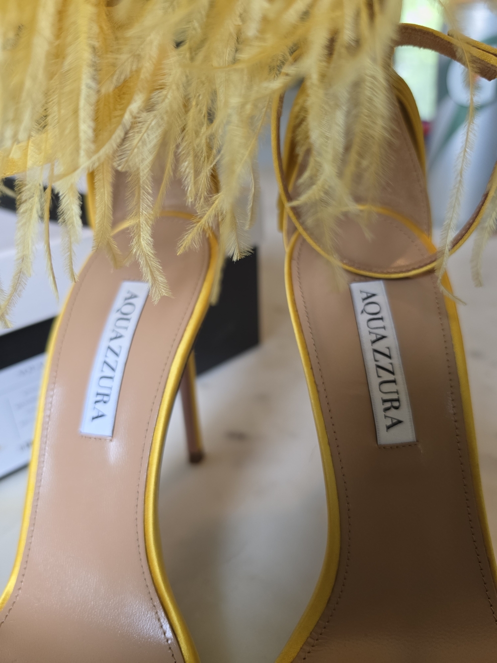 Aquazzura Concerto Feather Stiletto Sandals In Tuscan Sun Size 38/8 - Picture 8 of 13